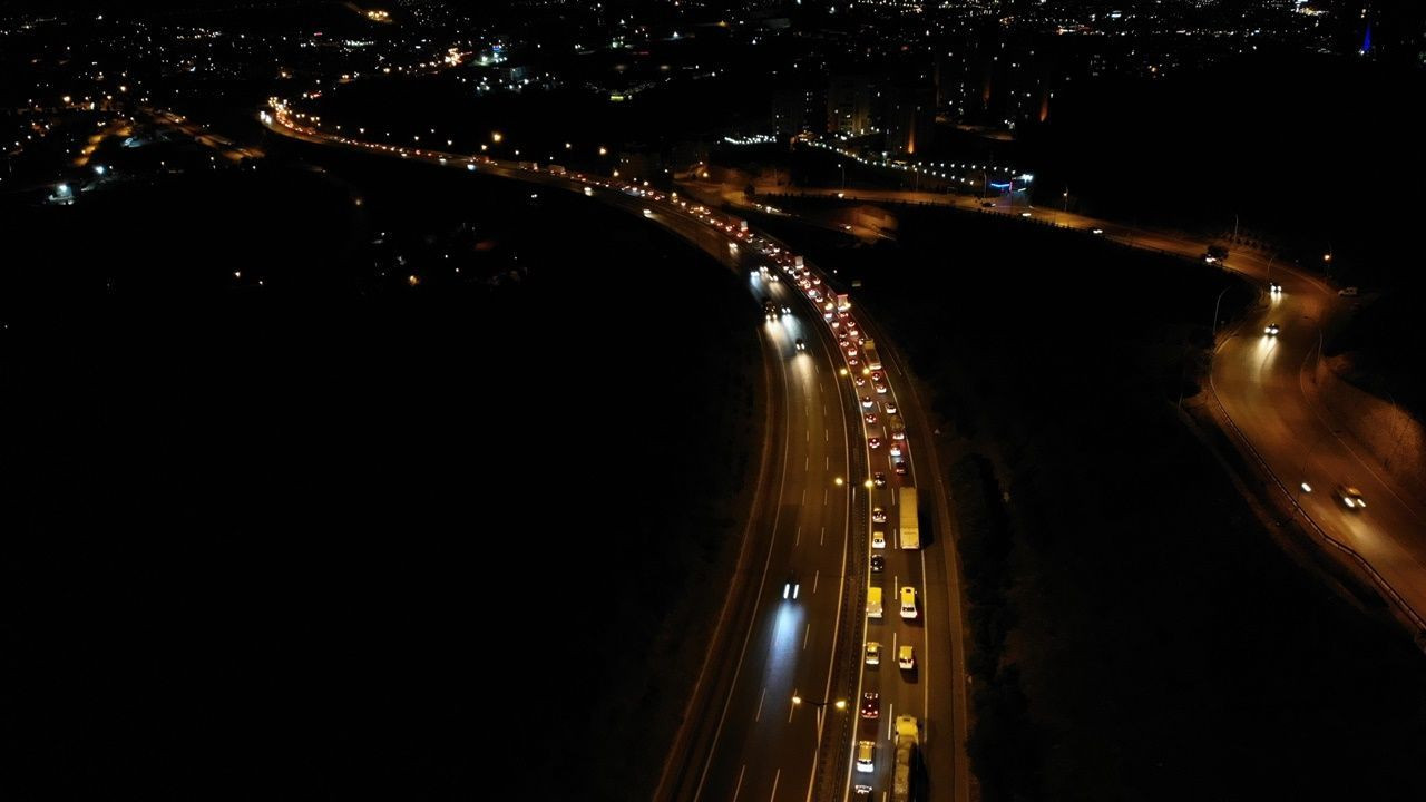 TEM Otoyolu Kocaeli geçişinde Kurban Bayramı yoğunluğu - Sayfa 4