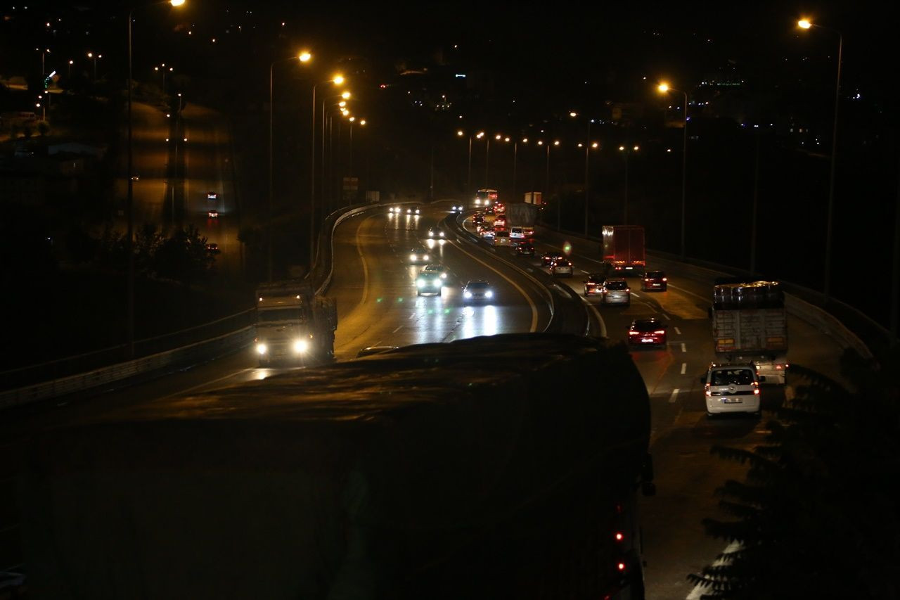 TEM Otoyolu Kocaeli geçişinde Kurban Bayramı yoğunluğu - Sayfa 3