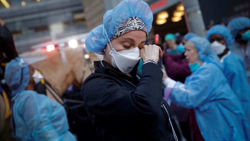 ABD'de son 24 saatte koronavirüsten 1442 kişi hayatını kaybetti