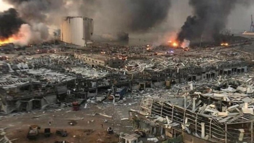 Beyrut limanında çok şiddetli patlama: 100 can kaybı, 4 bine yakın...