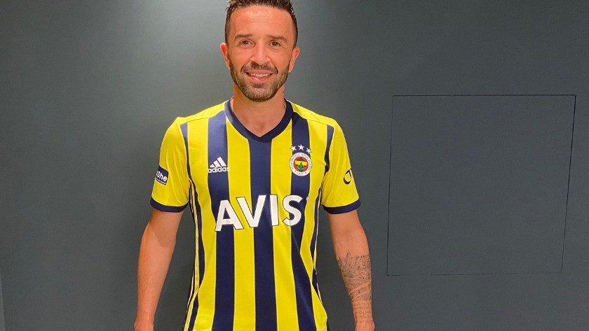 Fenerbahçe Gökhan Gönül transferini resmen açıkladı !