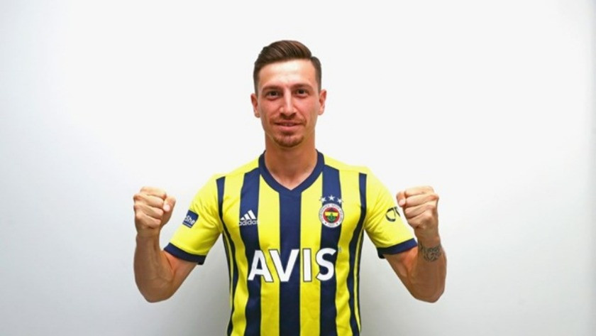 Mert Hakan Yandaş resmen Fenerbahçe'de !