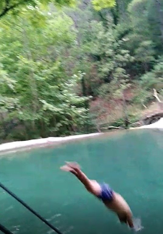 Antalya Alanya'da havuza atlayan gencin hayatı karardı! İşte genç adamı felç eden olay! video - Sayfa 3