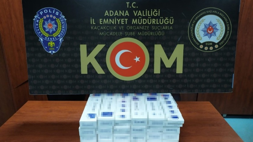 Adana’da kaçakçılık operasyonunda yüzlerce ürün ele geçirildi