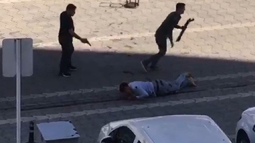 Sokak ortasında kan donduran cinayet! Samsun'daki cinayet anı kamerada
