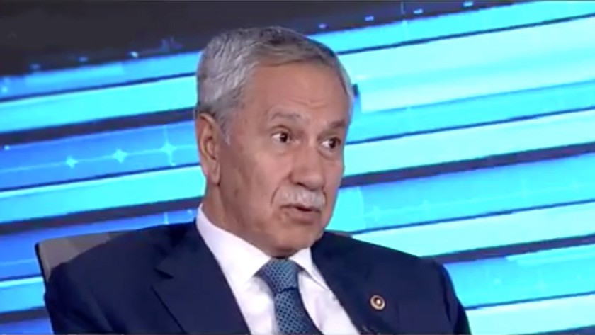 Bülent Arınç: Cumhurbaşkanımızın çevresinde kapının önüne süt şişesi gibi konulmayı bekleyenler var!