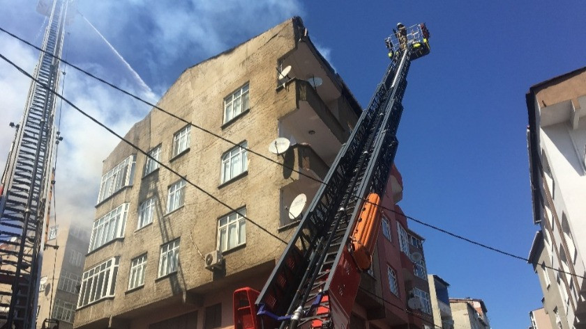 İstanbul Beyoğlu’nda korkutan yangın