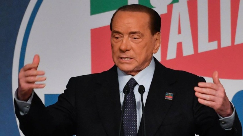 Silvio Berlusconi'nin koronavirüs testi pozitif çıktı