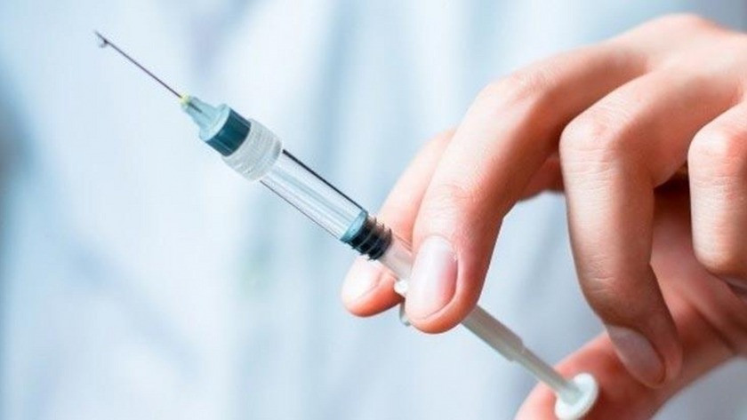 Uzmanlar uyarıyor: Zatürre aşısı yaptırırken koronavirüse yakalanmayın