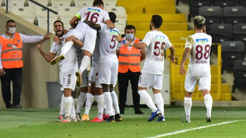 Hatayspor, son şampiyon Başakşehir'i mağlup etti
