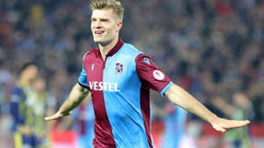 Trabzonspor Sörloth'u KAP'a bildirdi