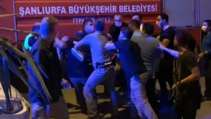 Şanlıurfa'da Türk bayrağını indirmeye çalışan şahıs tutuklandı