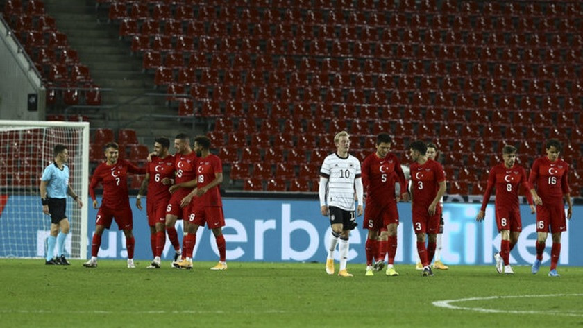 Milliler pes etmedi ! Almanya 3-3 Türkiye