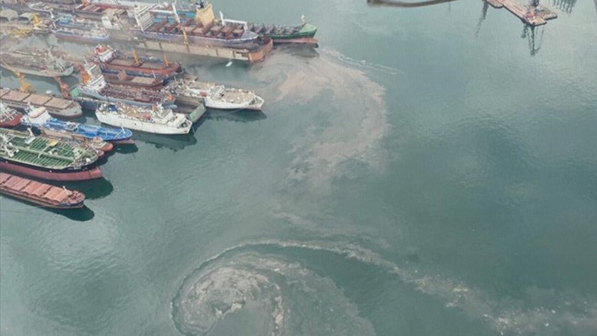 Tuzla'da denizi kirleten gemiye 1,3 milyon lira ceza