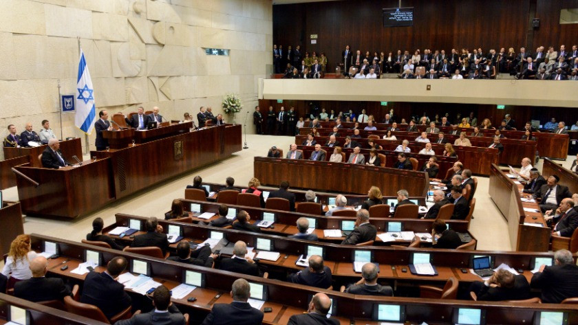 İsrail parlamentosu 'ihanet' anlaşmasınında oy birliği yaptı