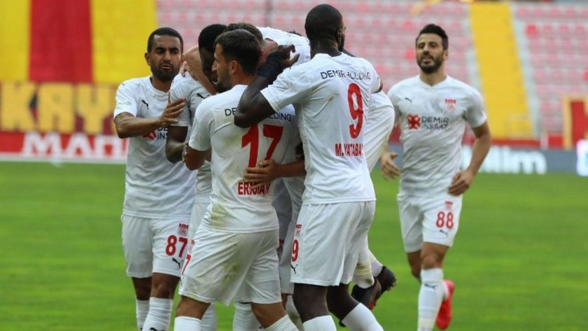 Kayserispor 1-3 Sivasspor maçın gollerini izle