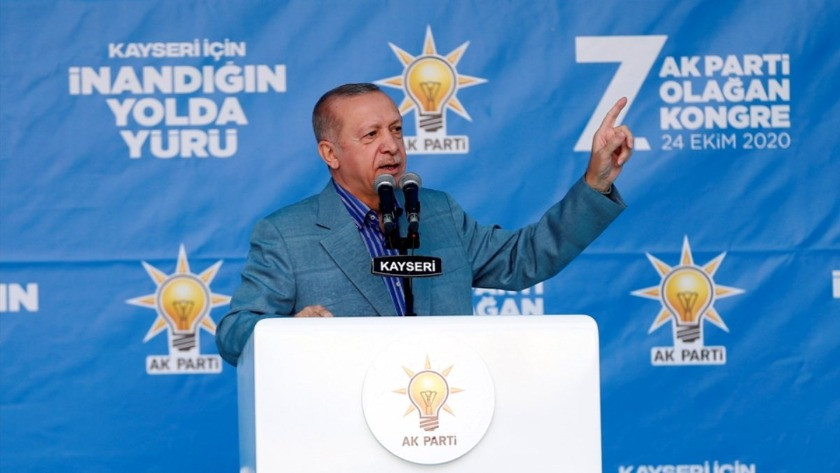 AK Parti'de, İstanbul'da 22 ilçe başkanı görevden alındı