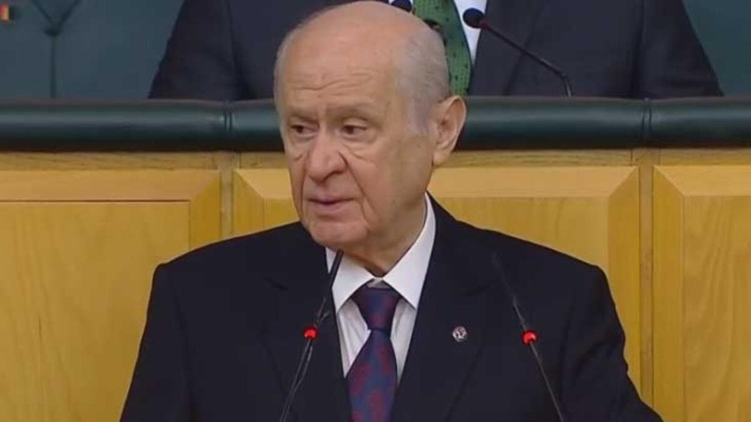 Devlet Bahçeli kürsüde söyleyeceğini unuttu! İşte o anlar...