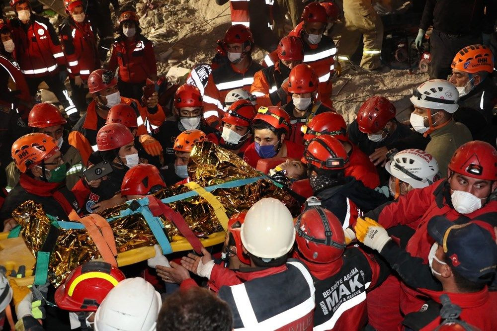 Deprem'de büyük mucize! 65'nci saatte 3 yaşındaki Elif  sağ kurtarıldı - Sayfa 3