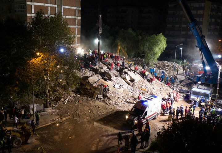 AFAD İzmir depreminde ölen ve kurtarılan kişi sayısı ile ilgili son rakamları açıkladı! ! - Sayfa 1
