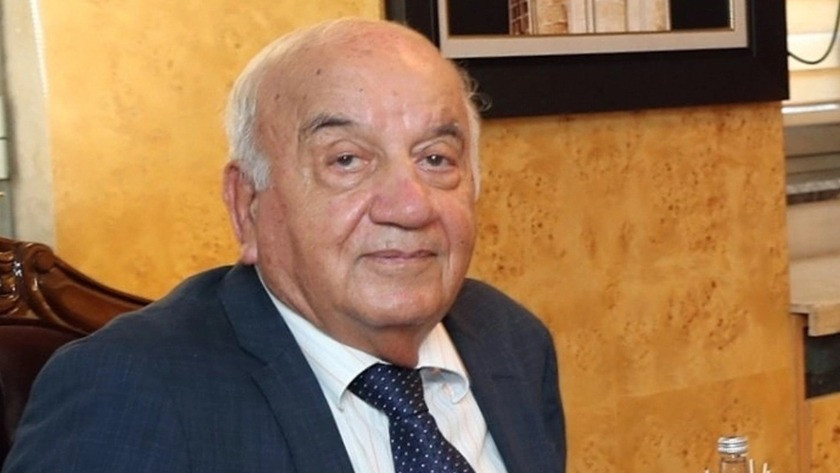 Eski Bakanlardan Ahmet Samsunlu hayatını kaybetti