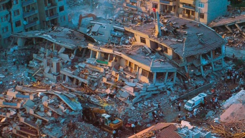 Beklenen büyük İstanbul depremi için tarih verdi