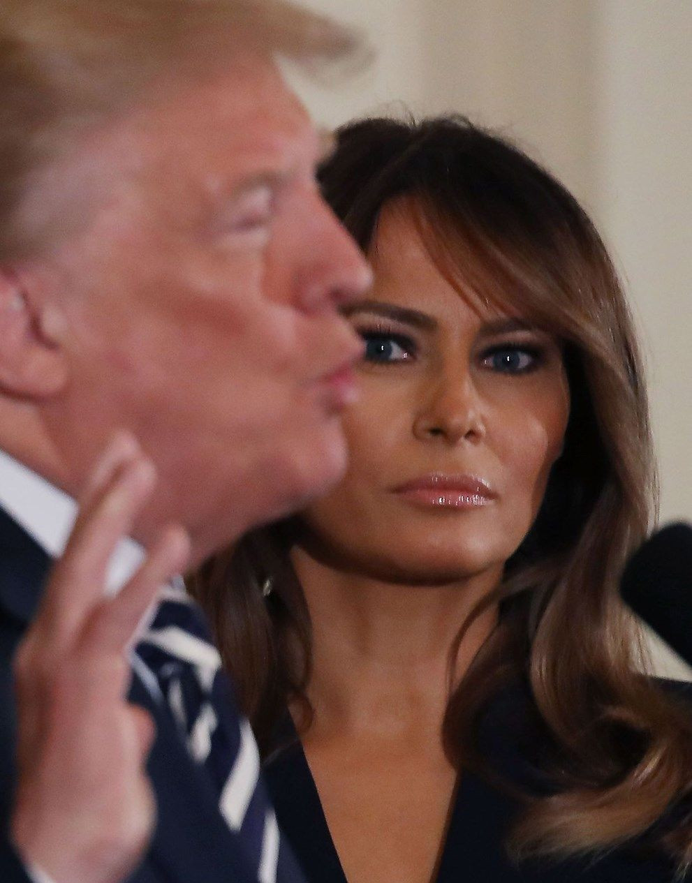 Donald Trump'a bir şok da eşi Melania Trump'tan - Sayfa 2