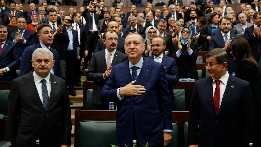 Davutoğlu'ndan Cumhurbaşkanı Erdoğan'a 'Alaattin Çakıcı' çağrısı
