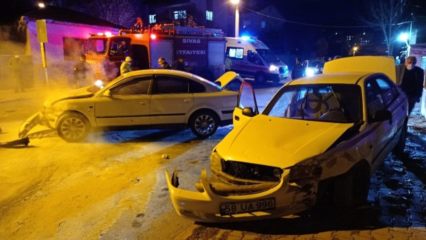 Sivas’ta feci kaza: 2 yaralı