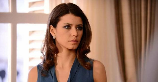 Beren Saat'ten yakın arkadaşı Esra Dermancıoğlu'na sürpriz kutlama - Sayfa 1