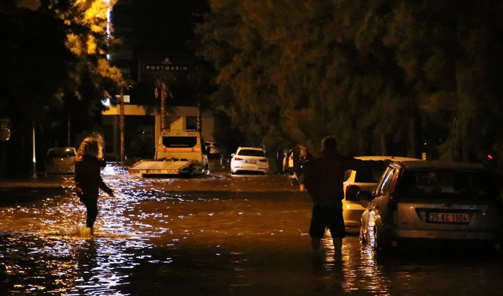 İzmir'deki sel felaketinden acı haber! Aranan 2 kişinin cansız bedenine ulaşıldı - Sayfa 2