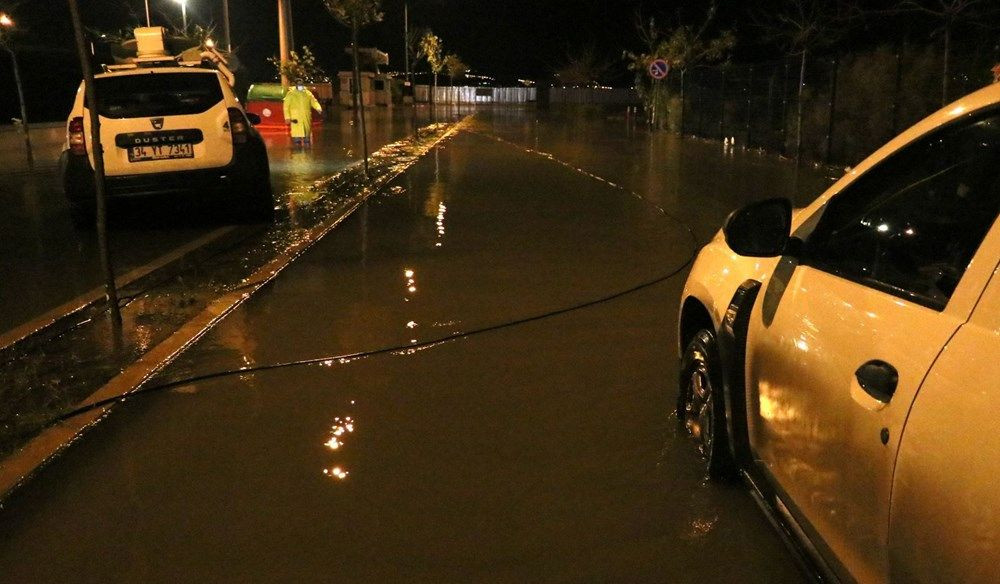 İzmir'deki sel felaketinden acı haber! Aranan 2 kişinin cansız bedenine ulaşıldı - Sayfa 3