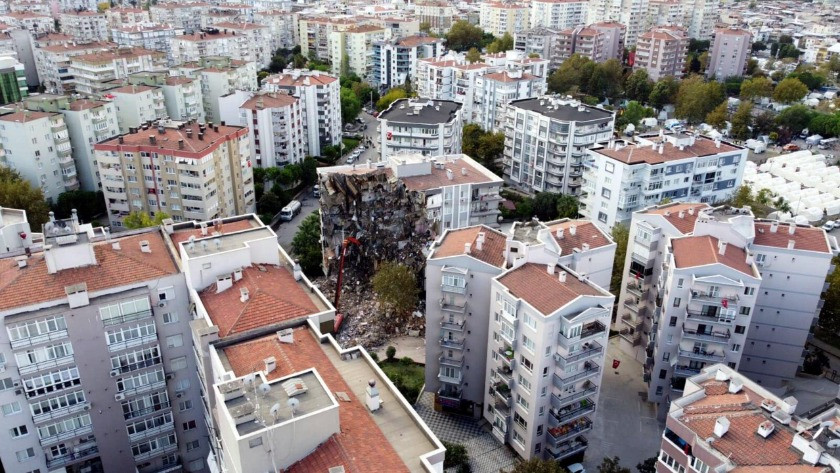 Deprem Uzmanı Sözbilir'den korkutan açıklama:  İzmir’de yıkıcı bir deprem olma olasılığı yüksek