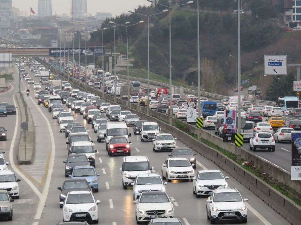Yasaktan önce İstanbul'da trafik yoğunluğu - Sayfa 2