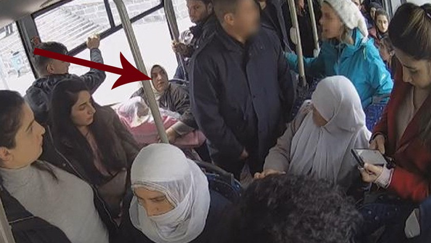 Halk otobüsünde iki kadını taciz edip cinsel organını gösterdi!