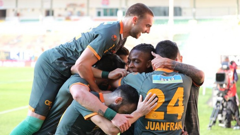 Alanyapsor 3-0 Başakşehir maçın gollerini izle