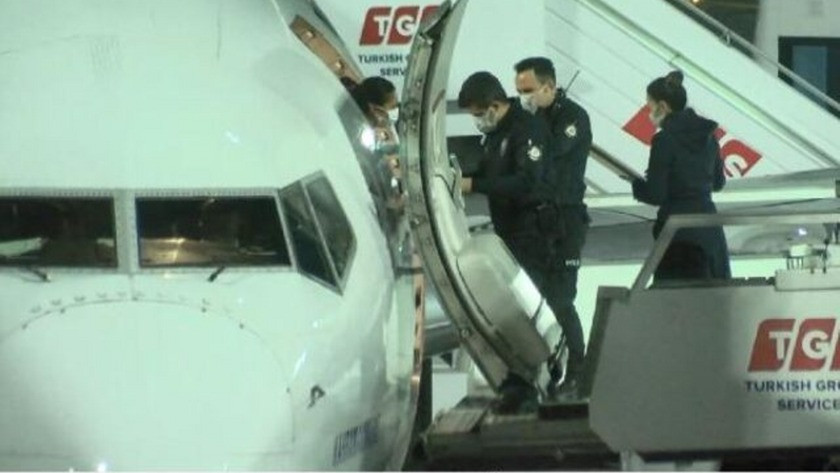 THY uçağında inanılmaz olay! Uçak tuvaletinde sigara içerken yakalandı