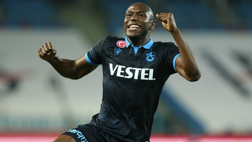 Afobe, sosyal medyadan "Trabzonspor" yazısını kaldırdı