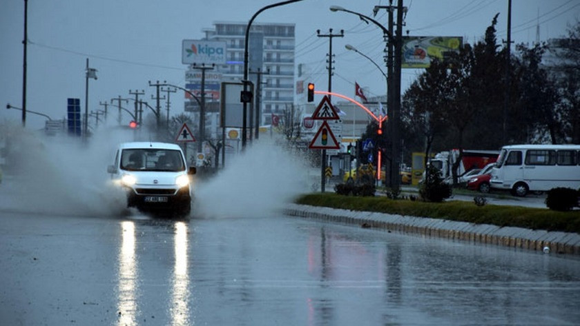 Marmara Bölgesinde beklenen yağış başladı
