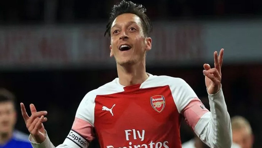Mesut Özil'in 3,5 yıllık transferin maliyeti dudak uçuklattı