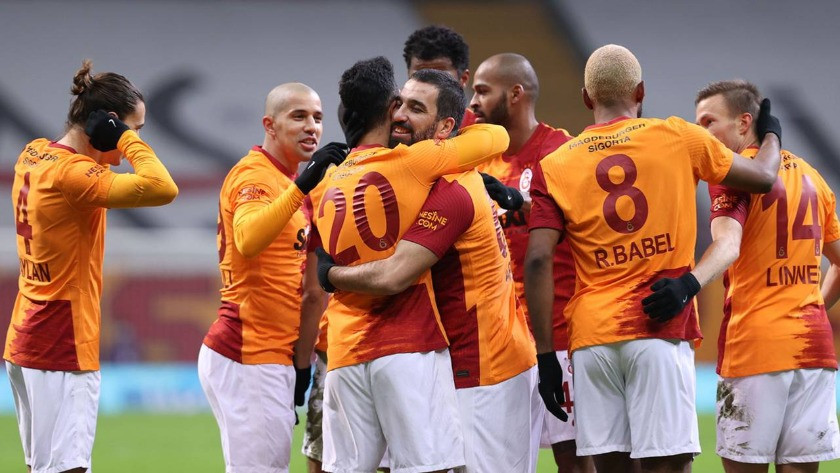 Galatasaray, Denizlispor'u gole boğdu