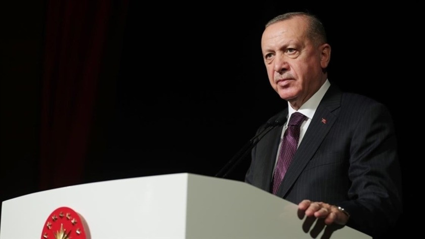 Fransızlardan dikkat çeken Erdoğan manşeti: Paris'e 3 saat uzaklıkta Osmanlı'yı kuruyor