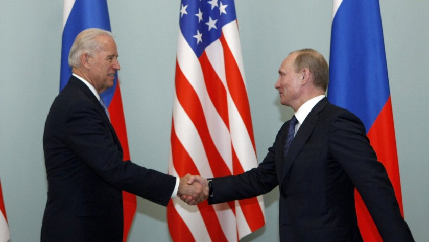 Vladimir Putin'den Joe Biden'a tebrik telefonu