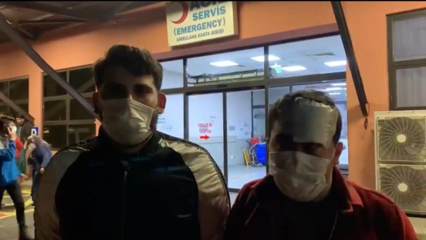 Kadıköy'de eylemcilerin arasında kalan 2 kişiyi polis kurtardı