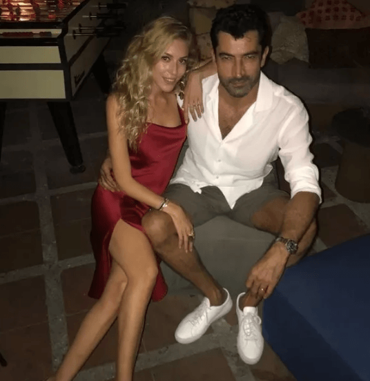 Sinem Kobal eşi Kenan İmirzalıoğlu'yla romantik pozlarını paylaştı - Sayfa 3