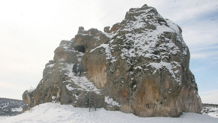 3 bin yıllık geçmişe sahip 5 katlı Avdalaz Kalesi
