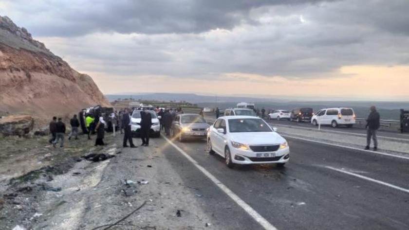 Diyarbakır'da feci kaza! 5 kişi hayatını kaybetti