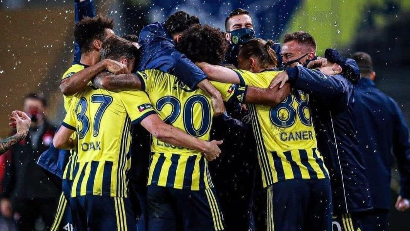 Fenerbahçe Konyaspor'u rahat geçti !