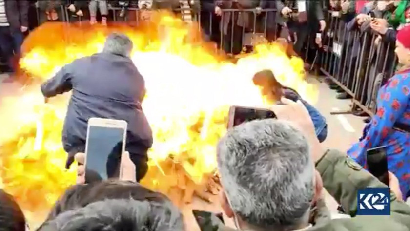 Van'daki Nevruz'da iki kişi alevlerin arasında diri diri yanıyordu!