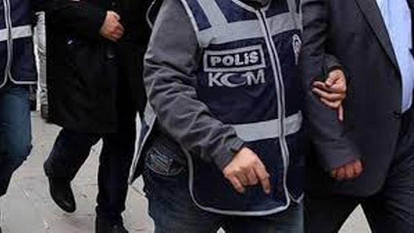 İzmir merkezli 53 ilde terör operasyonu yapıldı